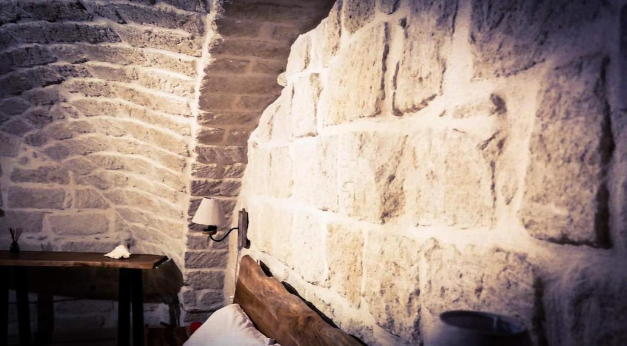 מנפרדוניה Le Vecchie Mura Suite & Room מראה חיצוני תמונה